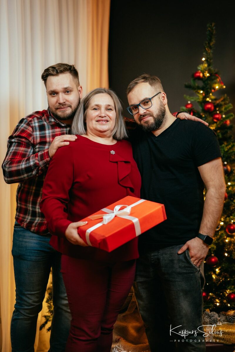 Mana ģimene