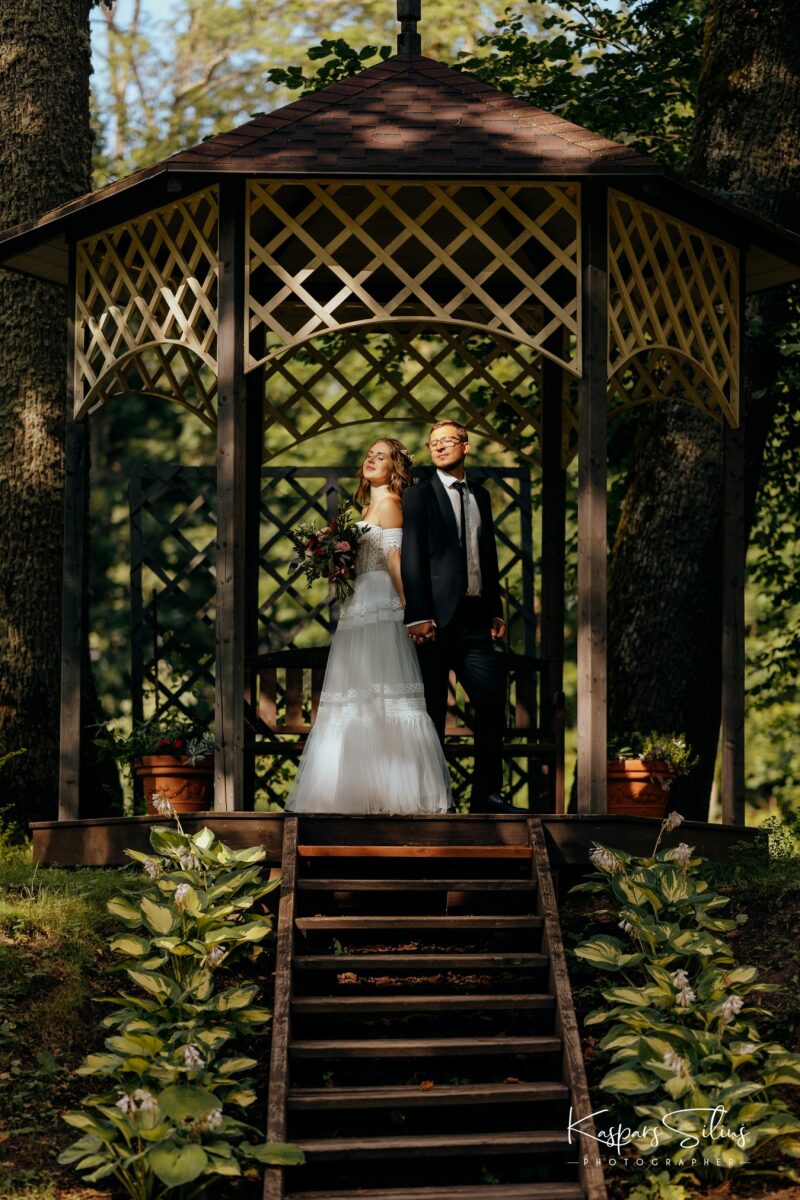 Laura & Edgars
