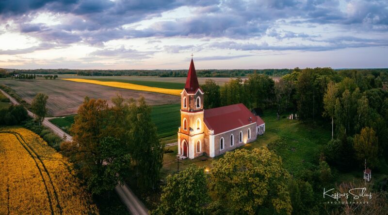 Seces luterāņu baznīca