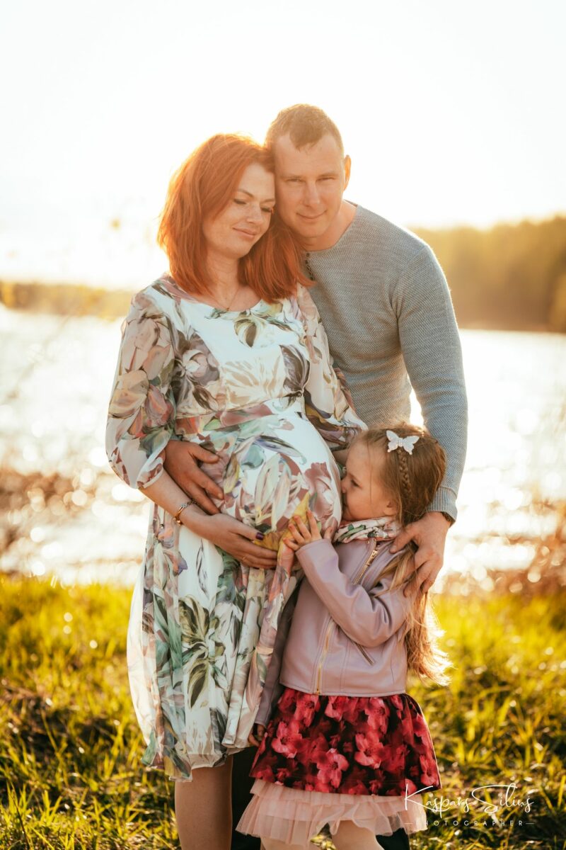 Līva, Mārtiņš, Emīlija + 2