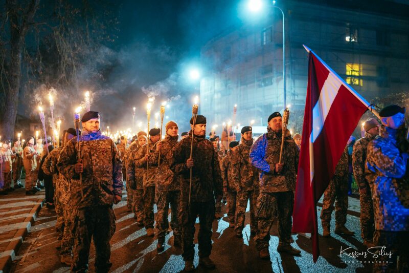 Lāčplēša dienas lāpu gājiens Jēkabpilī