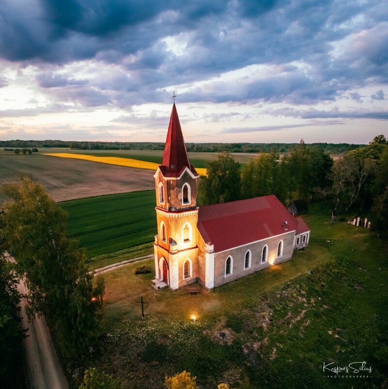 Seces luterāņu baznīca