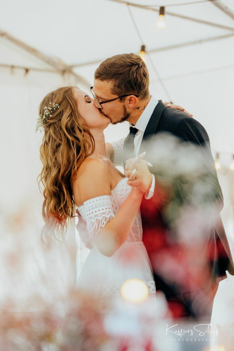 Laura & Edgars