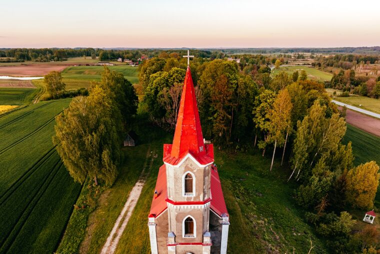 Seces luterāņu baznīca