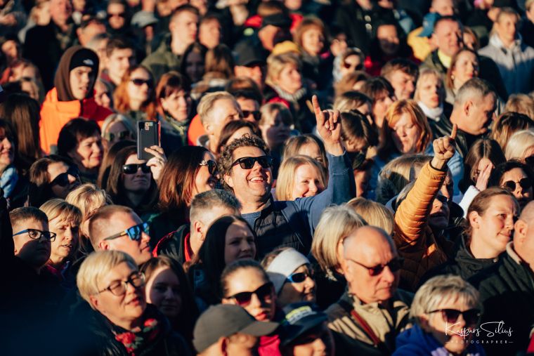 Jēkabpils varoņu godināšana un grupa Jumprava