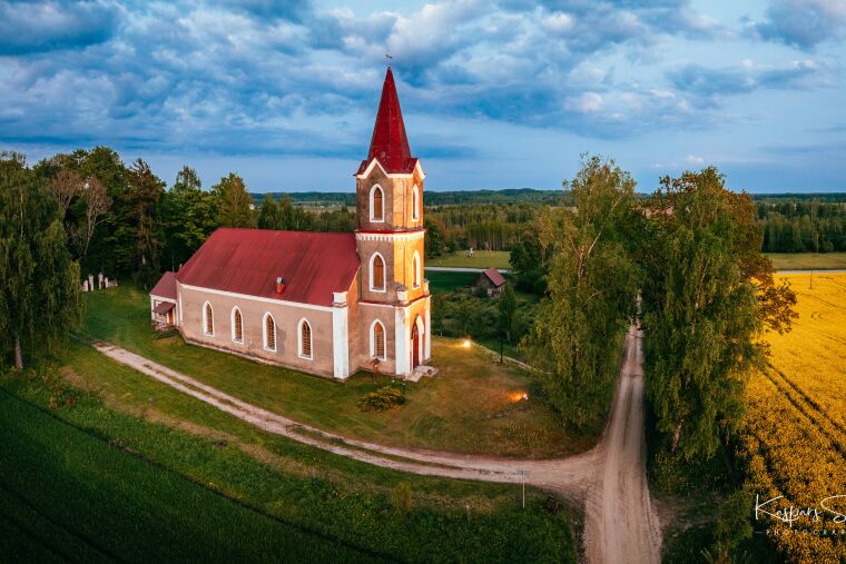 Seces luterāņu baznīca
