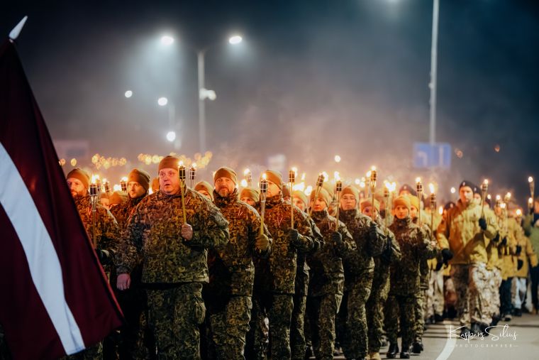 Lāčplēša dienas lāpu gājiens Jēkabpilī