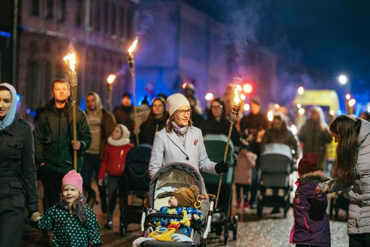 Lāčplēša dienas lāpu gājiens Jēkabpilī